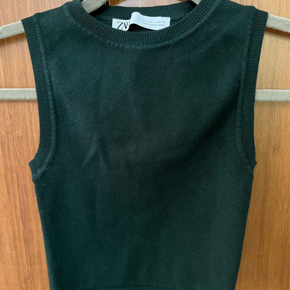 Zara sleeveless dark green tank